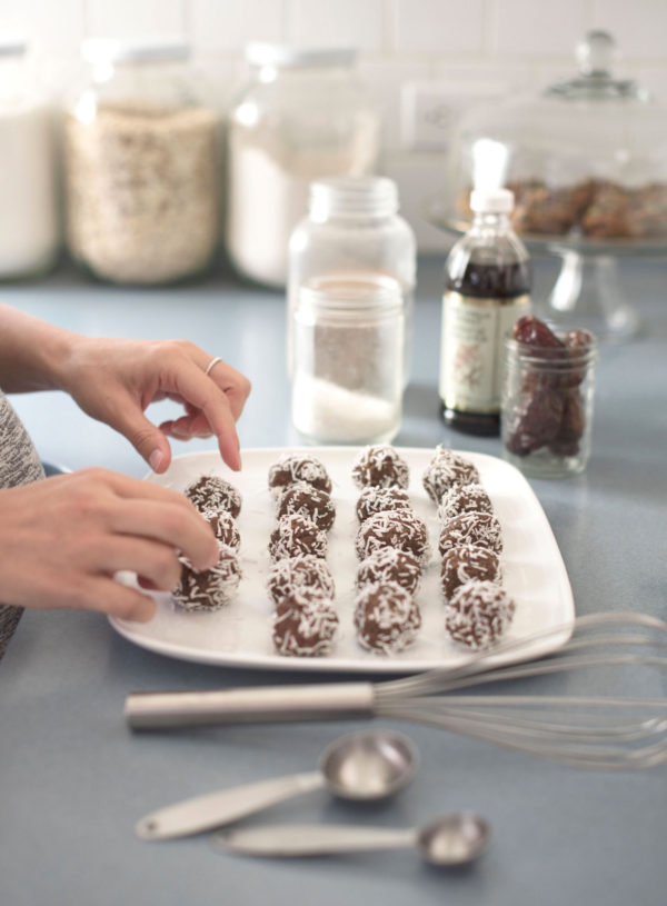 Postpartum Snacks & Meals for the Freezer